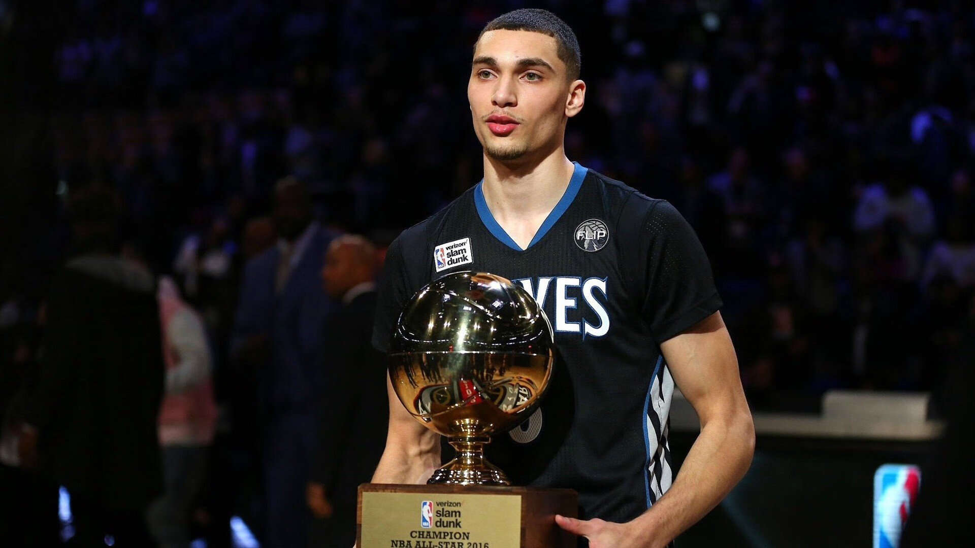 步行者力克马刺，张镇麟惊艳四座，一场跨越东西方的篮球对话