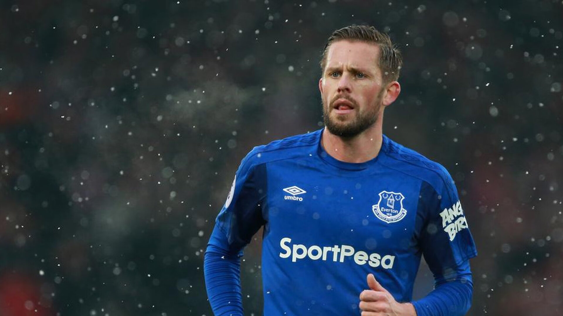 独行侠轻取山西队，浓眉哥统治全场，一场技术与力量的完美展示